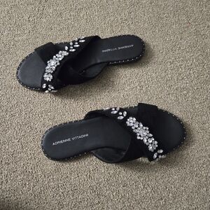 NWOT Adrienne Vittadini Black Sandal Slides